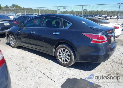 2015 Nissan Altima 2.5 z USA, uszkodzony, nr VIN 1N4AL3AP0FN382038